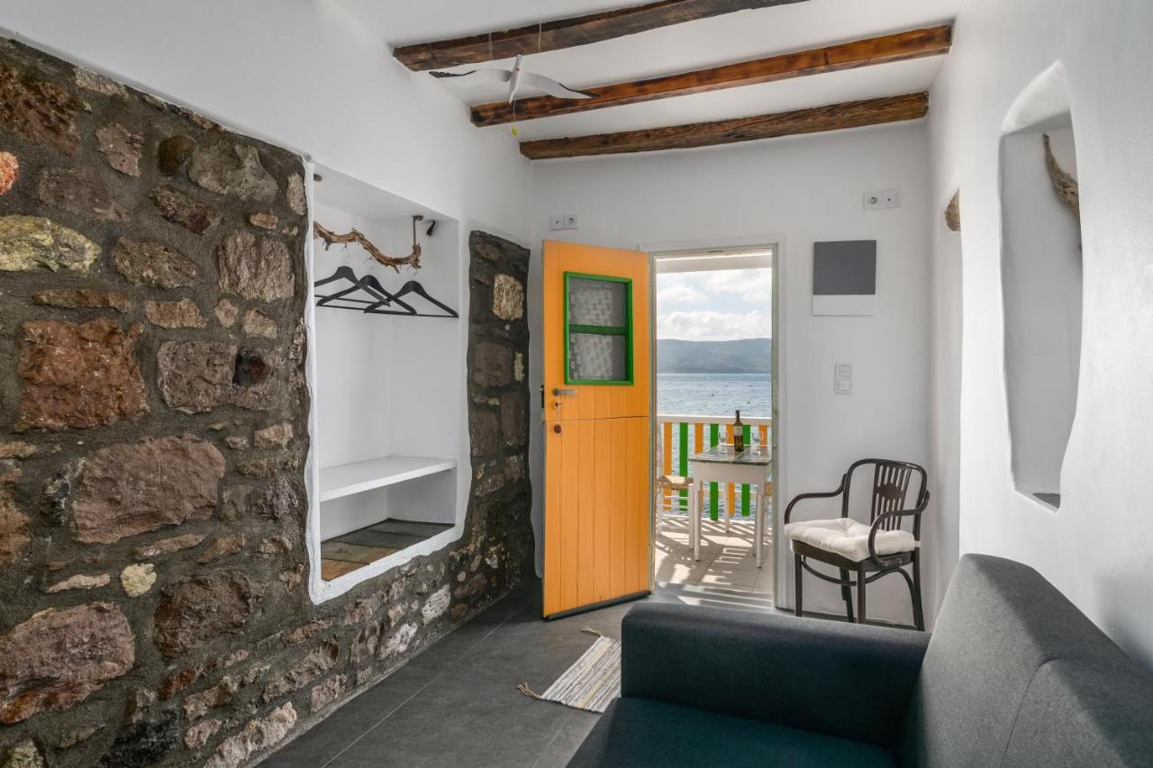 Akrogialis Sirma Klima Adamantas (Milos) Exterior foto